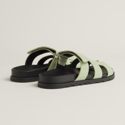 242279Z DR_back_wm_5?size=3000